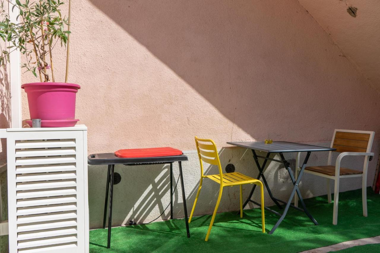 Hotel Le Petit Nid Des Chutes Lavies Marsella Exterior foto